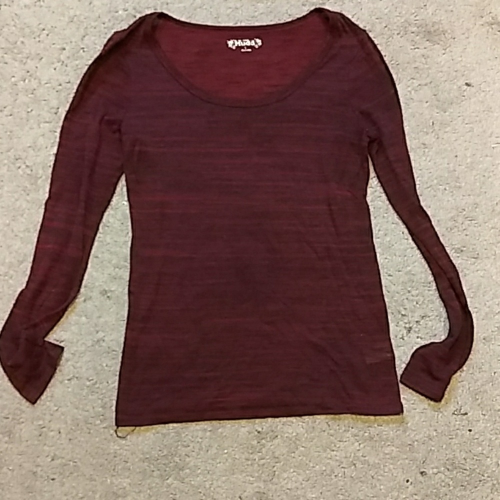 Long sleeve t-shirt